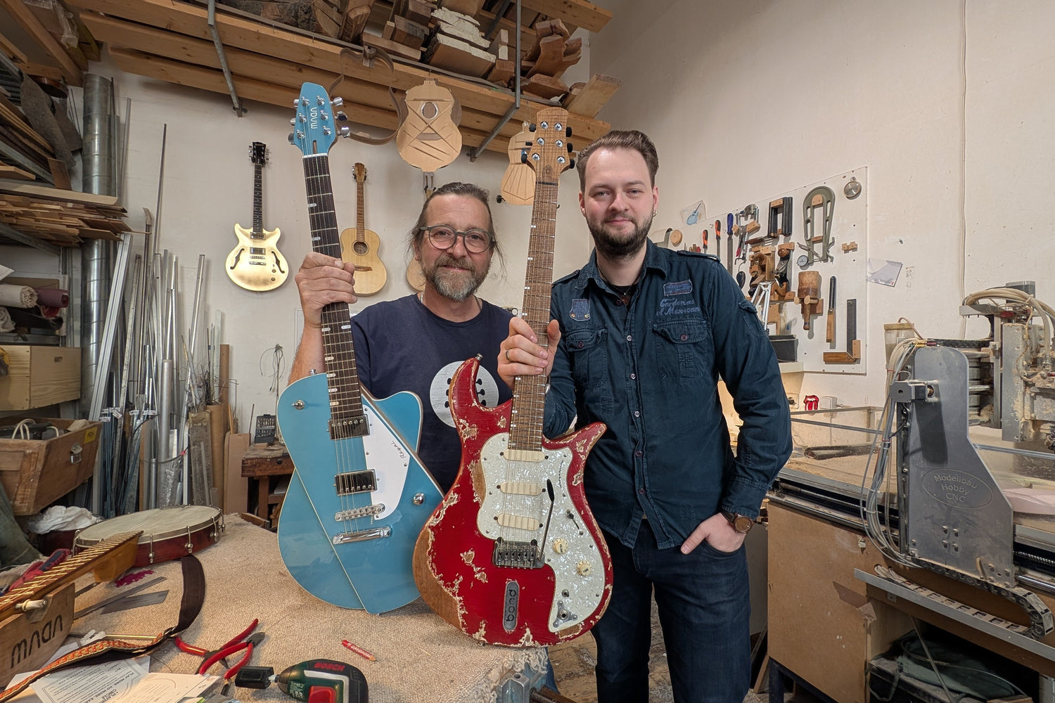 Collaboration: Bond Guitars & MADA Guitars