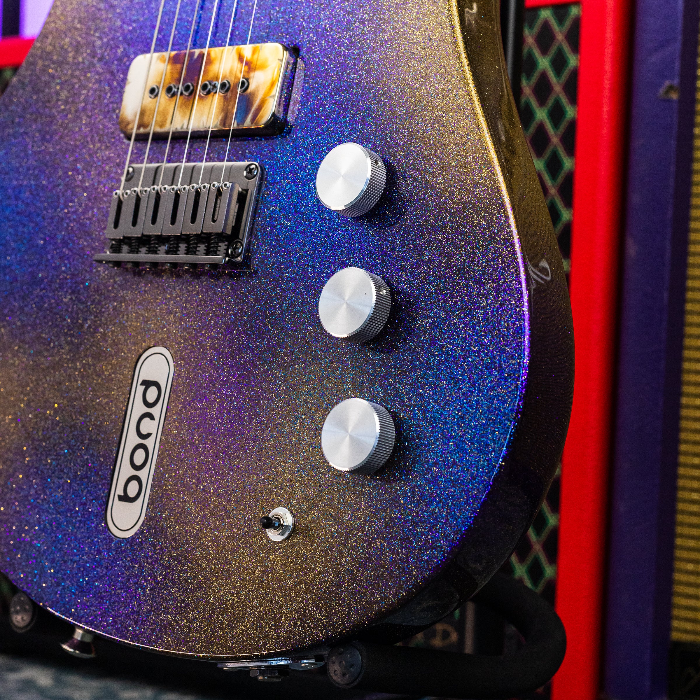 Bond Nox Custom '2025