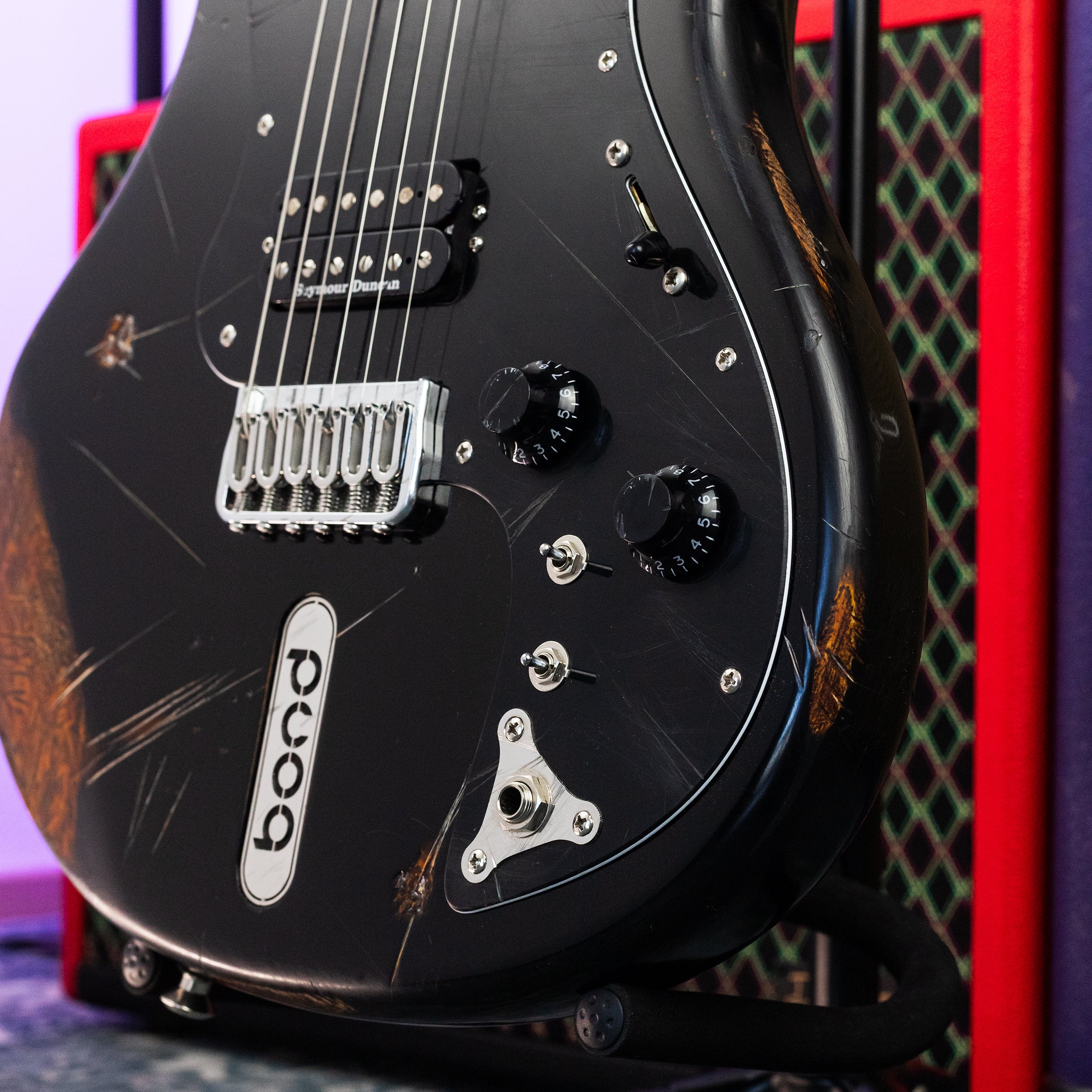 Bond Star Deluxe in Black Battleworn
